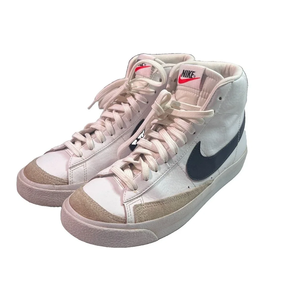 Nike Blazer Mid 77 GS Size 6.5Y White Black Used DA4086-100 EUC Great Soles